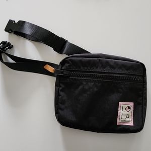 LOLA CA black belt bag